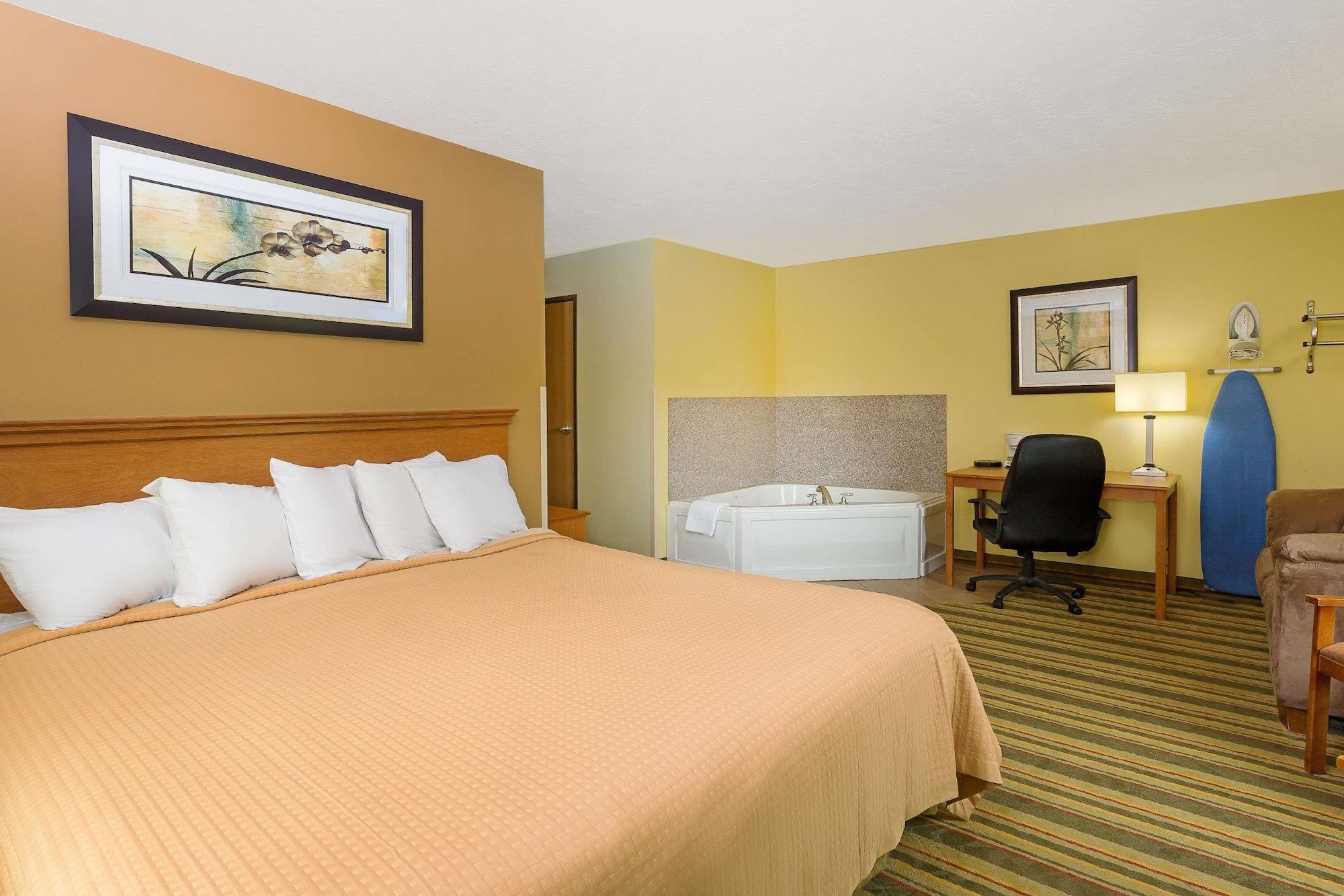 Econo Lodge Inn & Suites Yankton Екстериор снимка